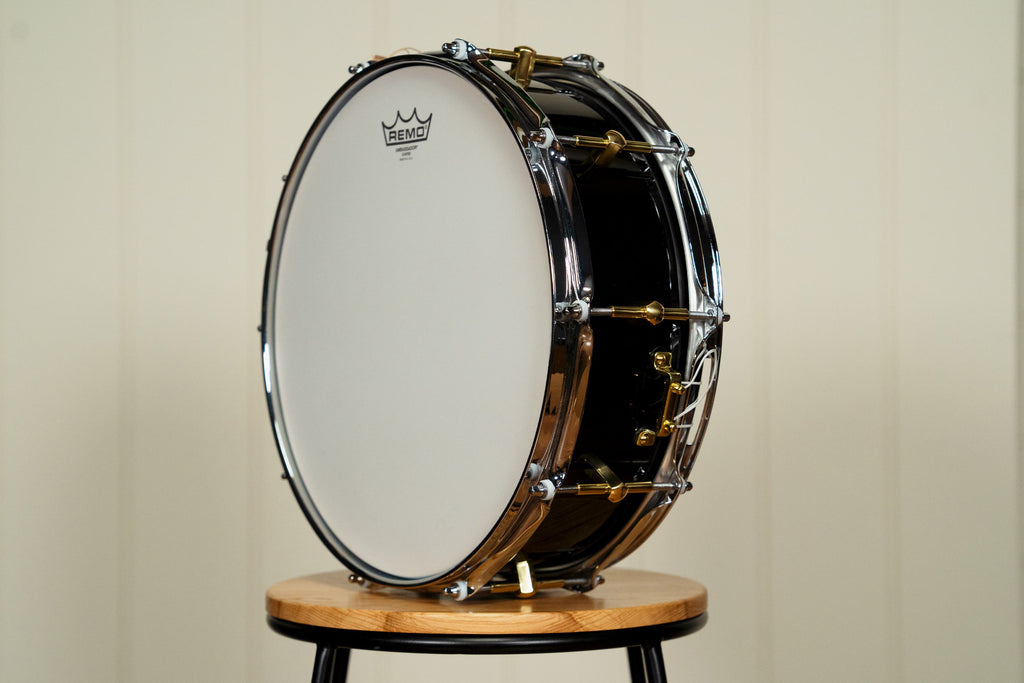 Noble and Cooley 14x5" Classic Maple Snare - Piano Black Gloss - Brass HW / Flanged Chrome Hoops