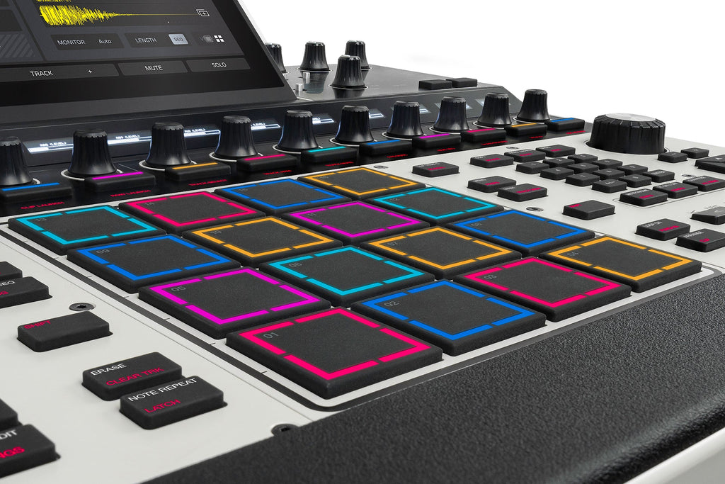 Akai Professional MPC XL Flagship Standalone Sample / Drum Machine