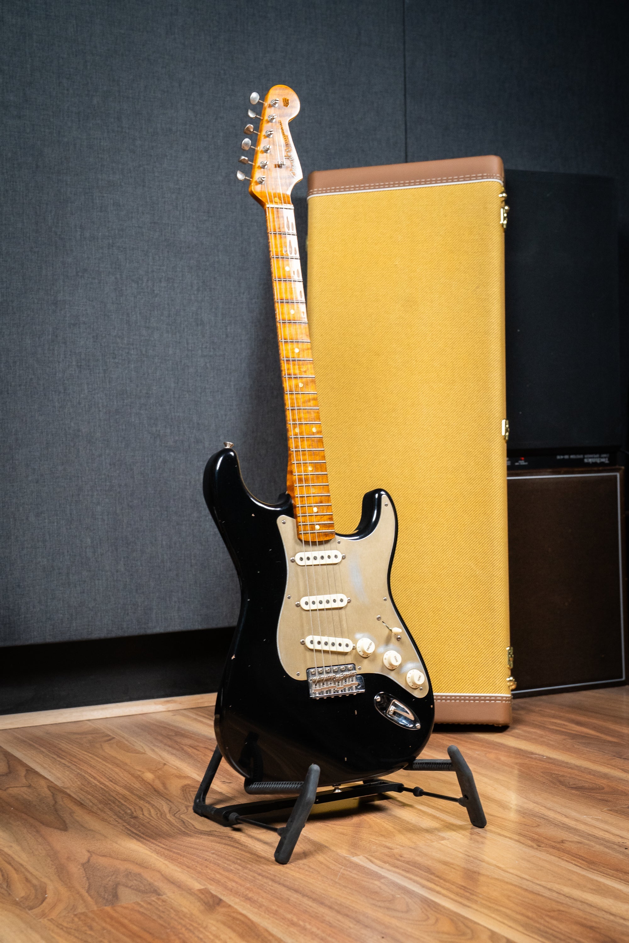 Fender Custom Shop LTD '58 Journeyman Strat w/Case + Accs - Closet Classic - Black - Pre-Owned