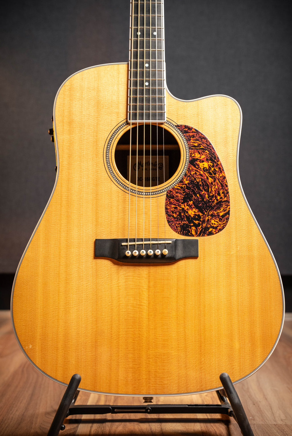 Martin DC-16RGTE Aura w/Case - Pre-Owned
