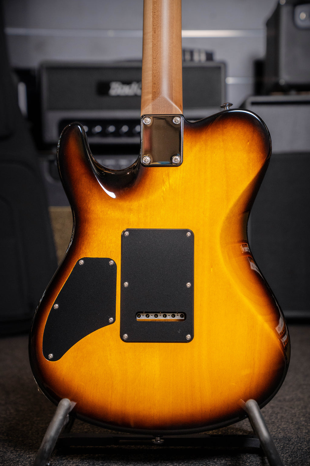 Suhr OSO Short Scale Electric Guitar - Alder - 2-Tone Tobacco Burst RW - 2-Post