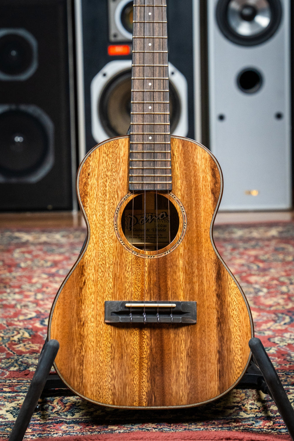 Pono AT-O Oihana Series Tenor Ukulele - Acacia