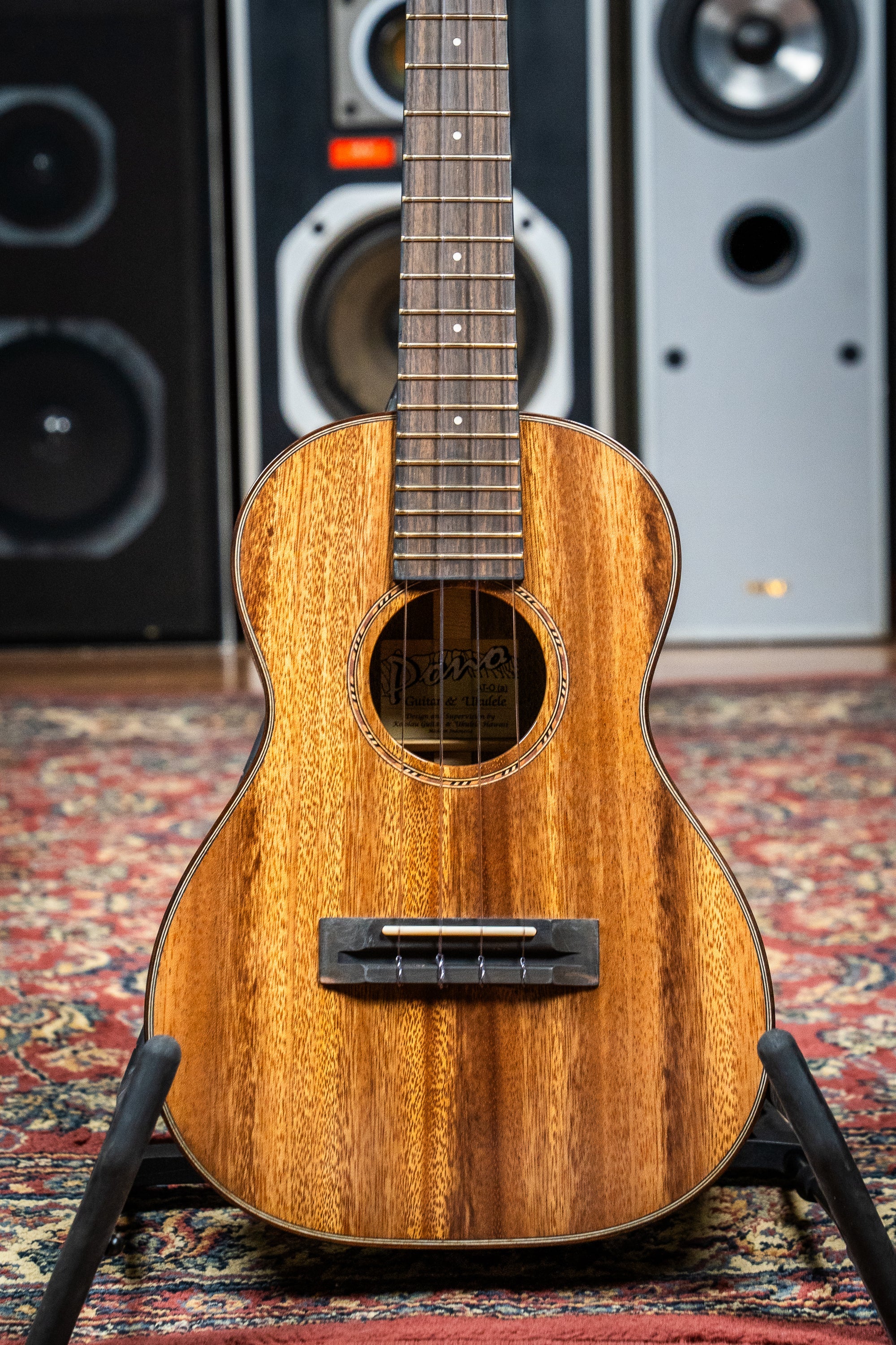 Pono AT-O Oihana Series Tenor Ukulele - Acacia
