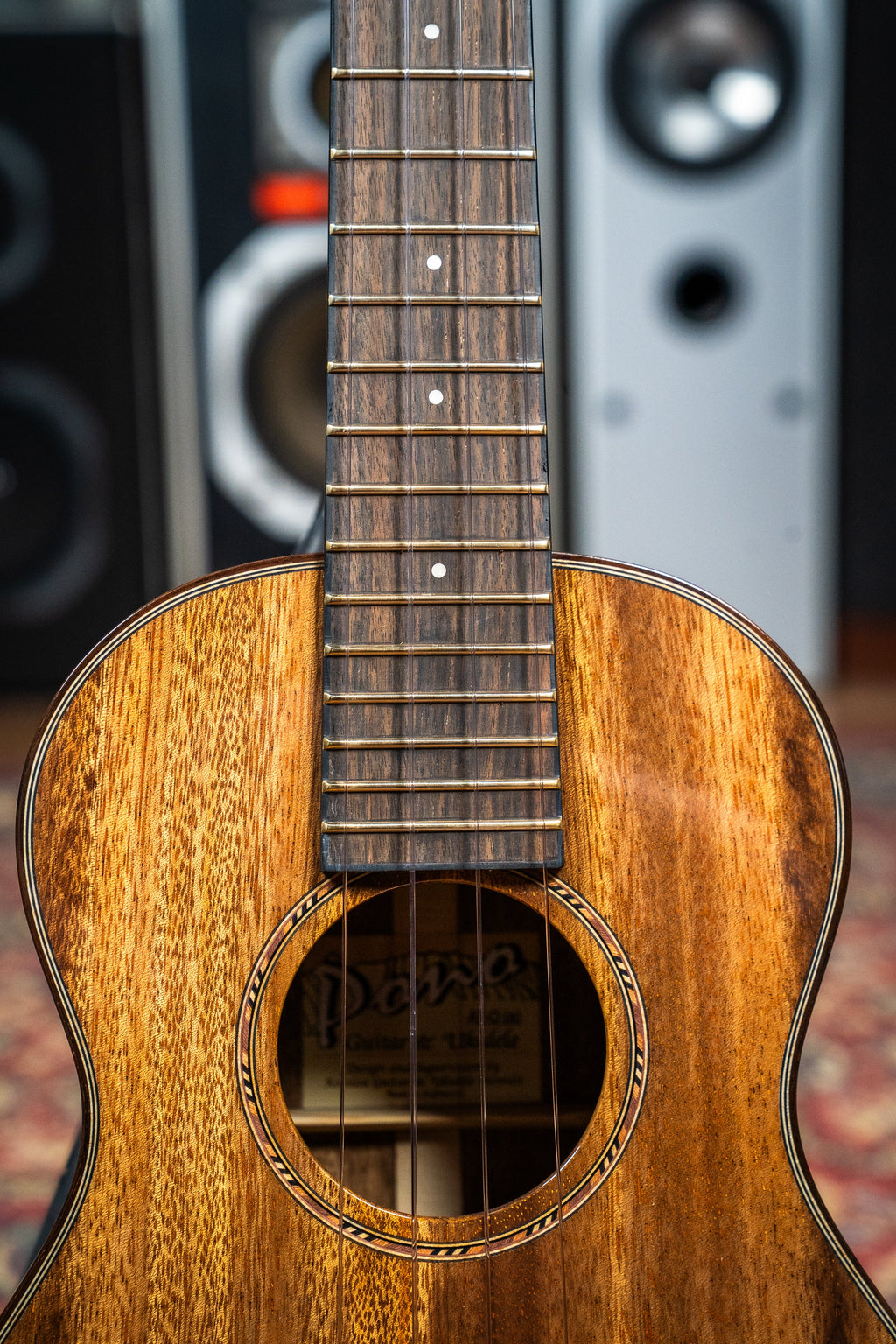 Pono AT-O Oihana Series Tenor Ukulele - Acacia