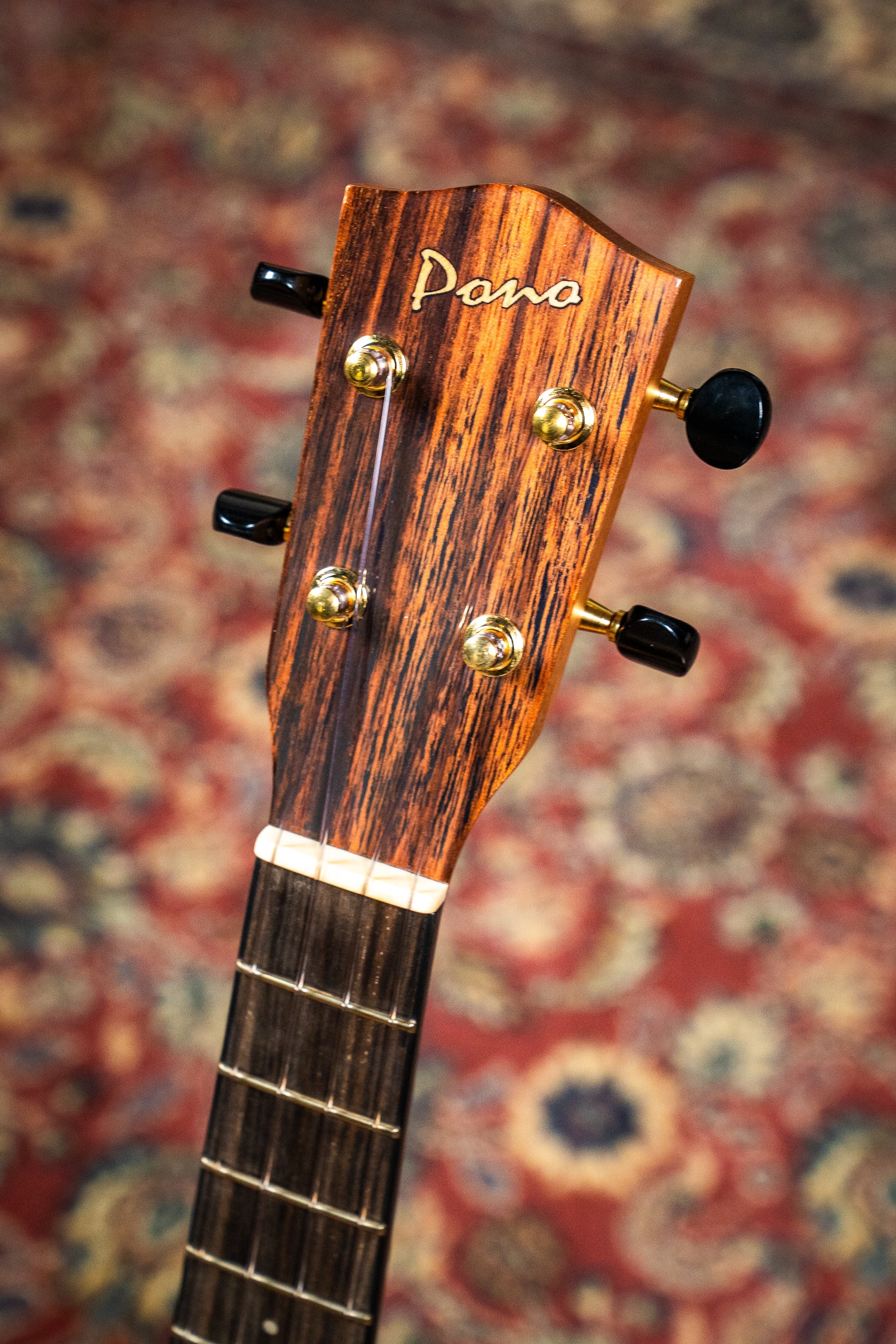 Pono AT-O Oihana Series Tenor Ukulele - Acacia