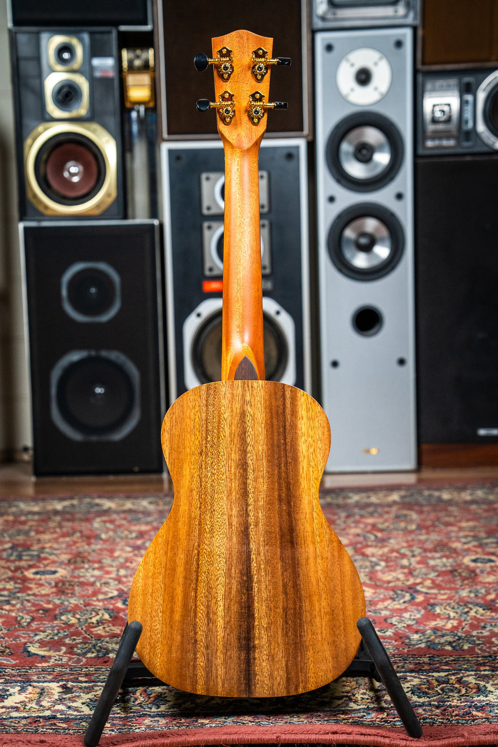 Pono AT-O Oihana Series Tenor Ukulele - Acacia