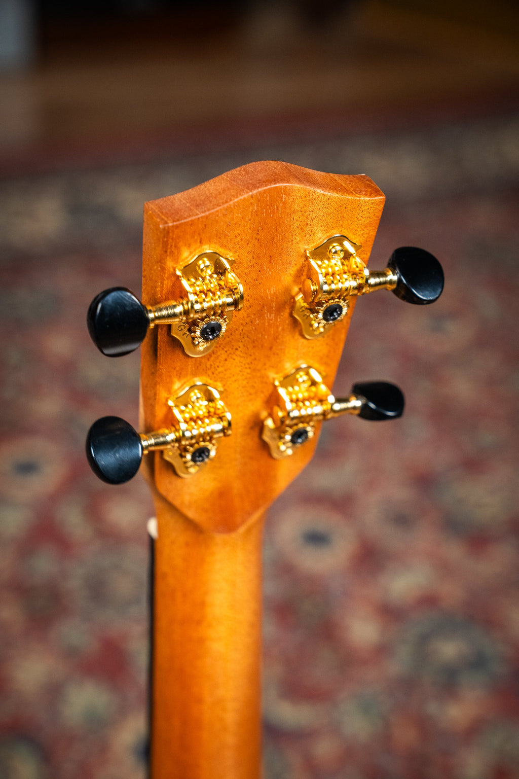 Pono AT-O Oihana Series Tenor Ukulele - Acacia