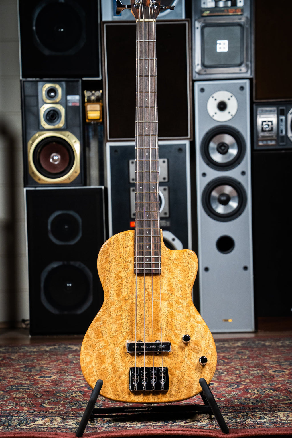 Pono Bass Ukulele