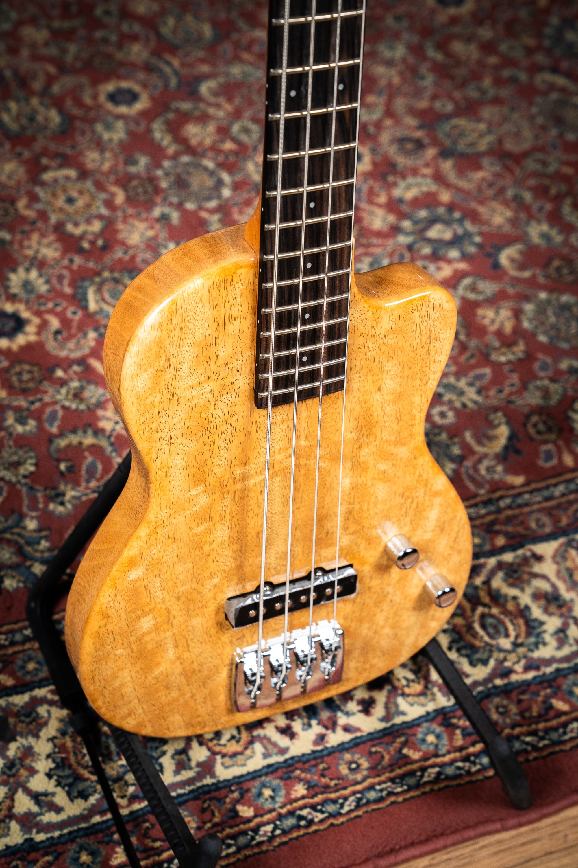 Pono Bass Ukulele