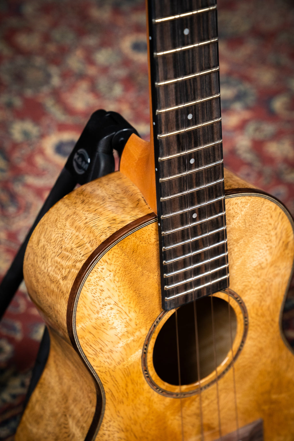 Pono MG-O Oihana Series Tenor Ukulele - Mango