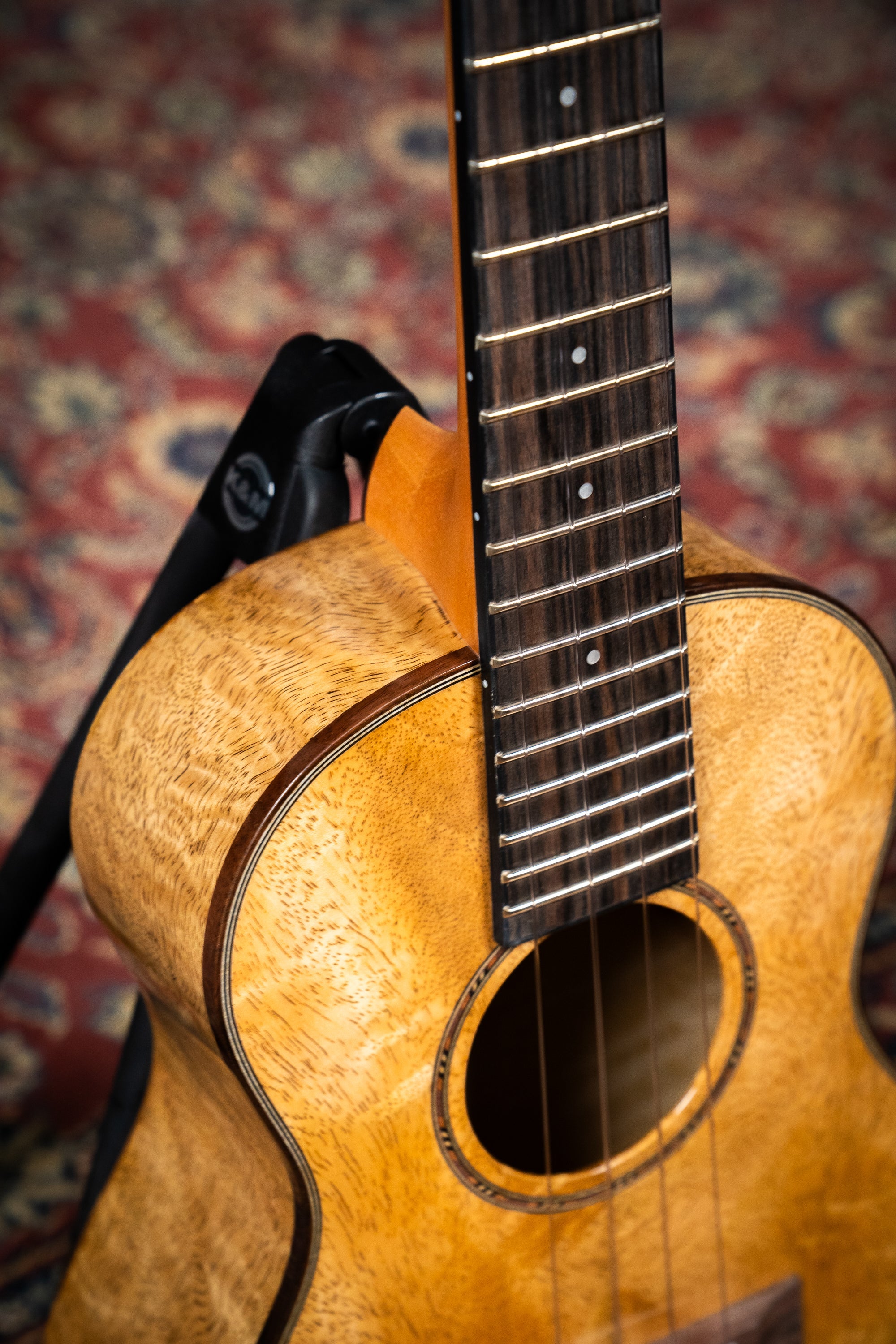 Pono MG-O Oihana Series Tenor Ukulele - Mango
