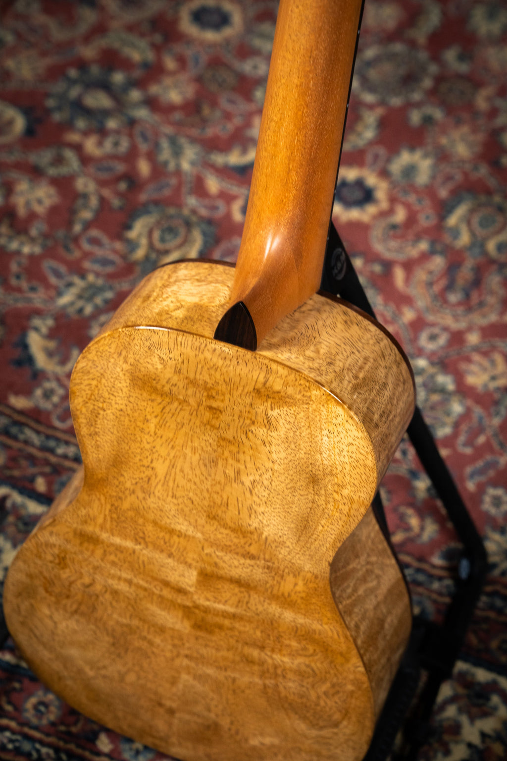 Pono MG-O Oihana Series Tenor Ukulele - Mango