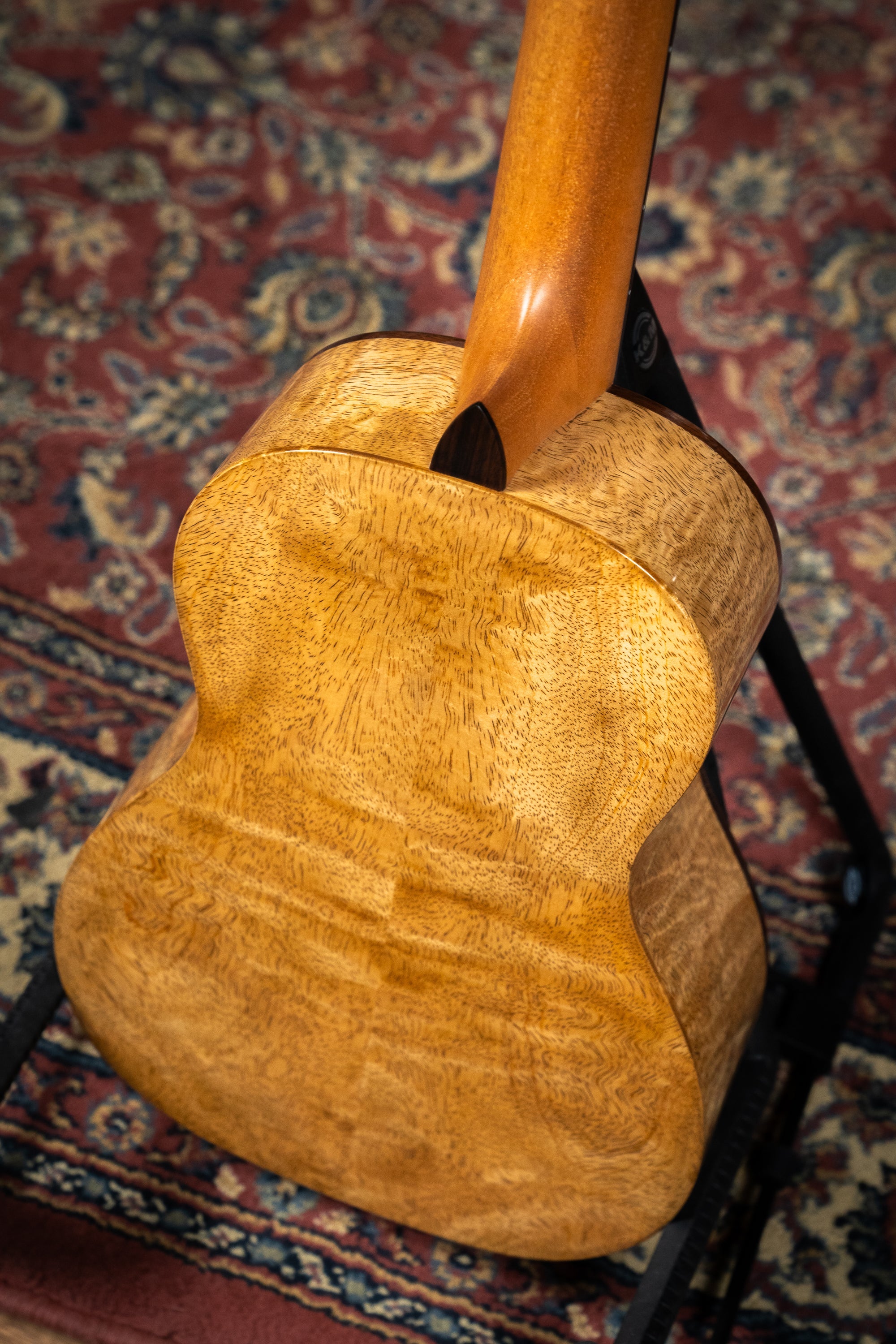 Pono MG-O Oihana Series Tenor Ukulele - Mango