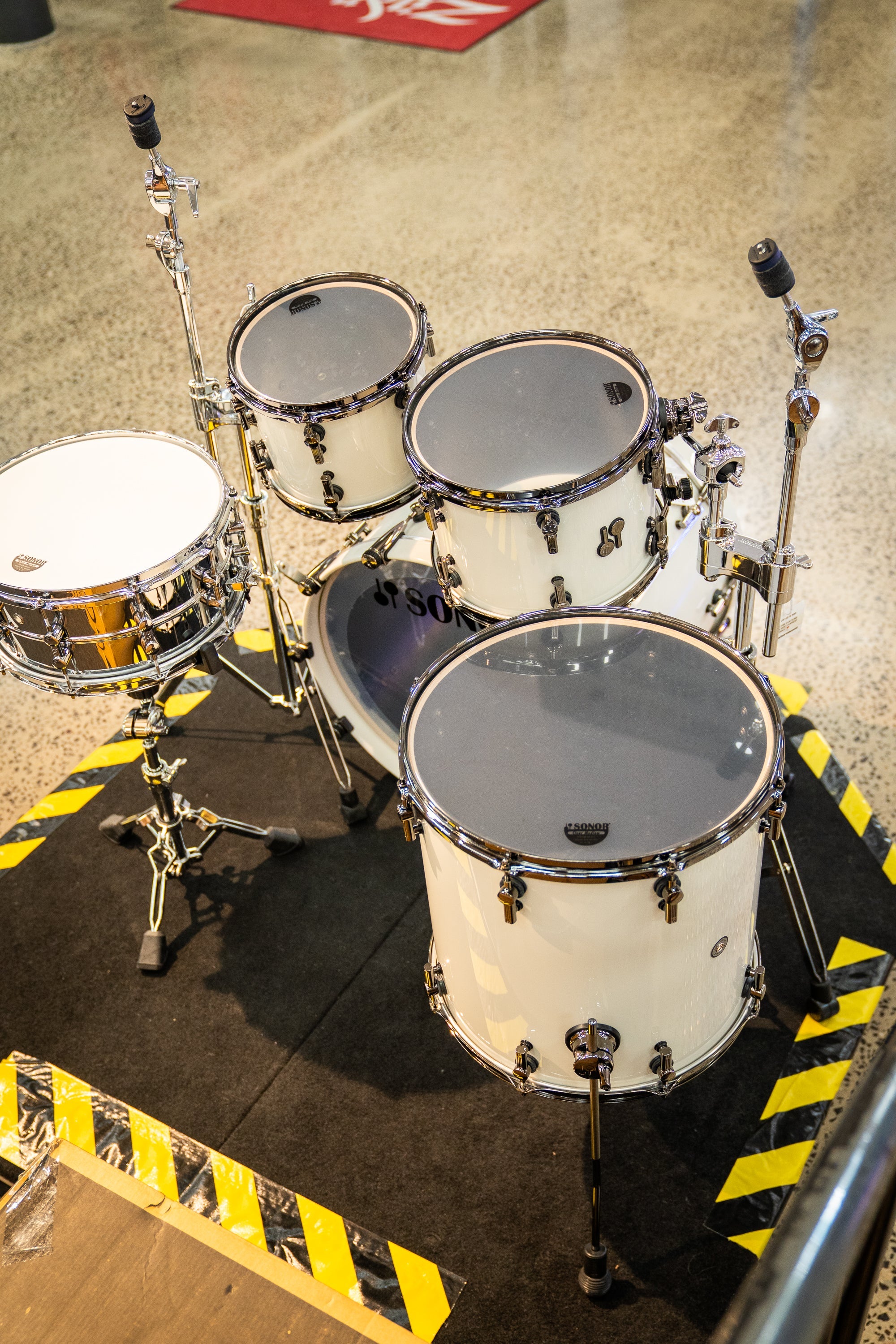Sonor SQ2 4pc Beech Wood Drum Kit - Shell Pack - Grey White Finish / Black HW (10x8 12x9 16x16 22x17)