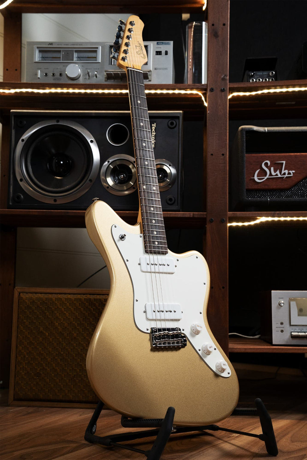 Suhr Classic JM Pro Electric Guitar - Gold RW (S-90 Pickups / 510 Tremolo)