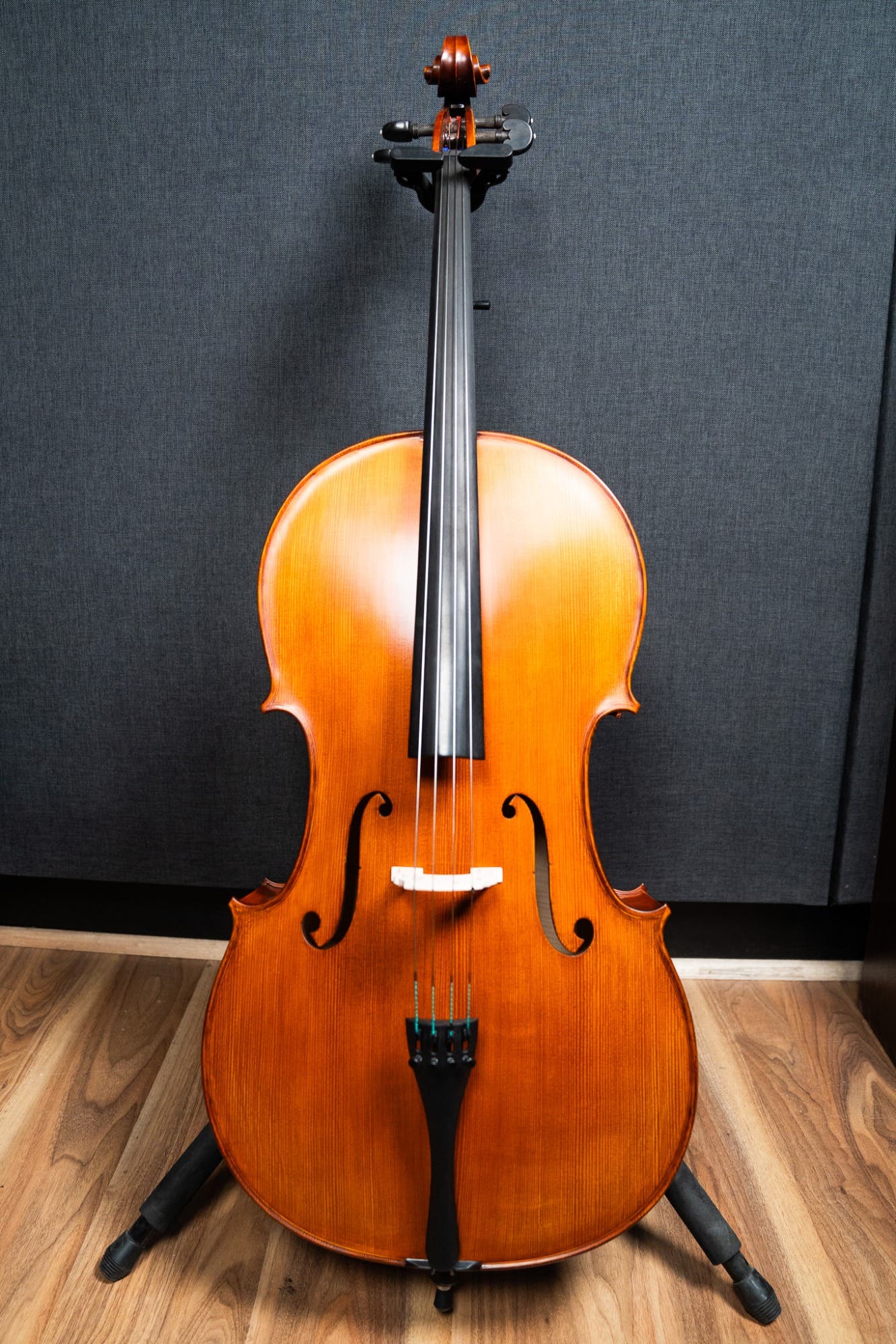 GLIGA VASILE ADVANCED CELLO 4/4 INSTRSUMENT ONLY SET UP WITH OPAL GOLD STRINGS