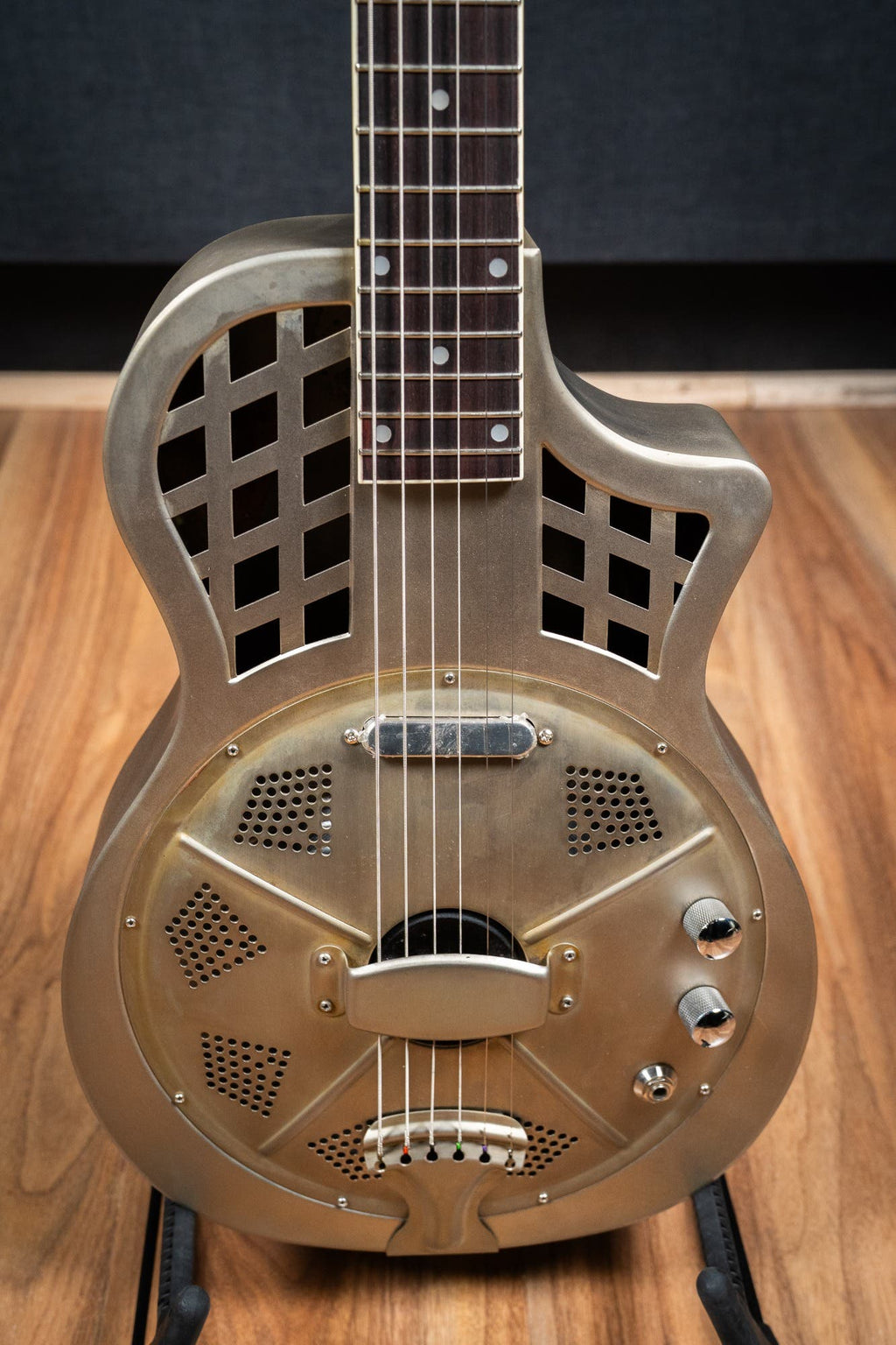 Bourbon Street BSR-LSA-1CA 'Louisiana' Single Cone Resonator w/Pickup + Case