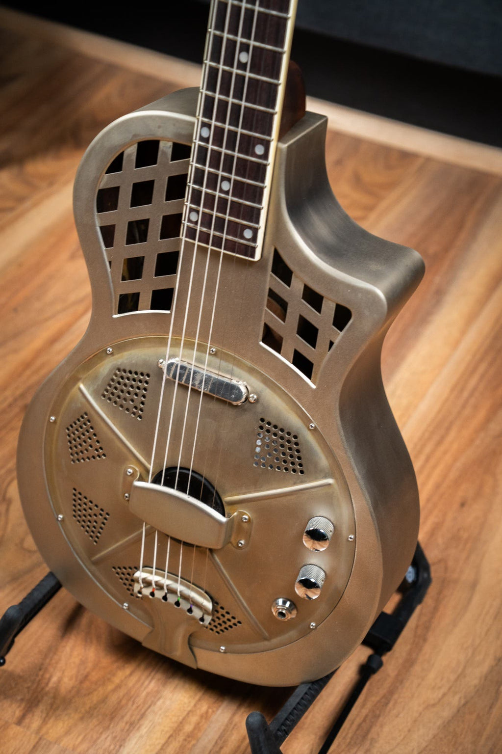 Bourbon Street BSR-LSA-1CA 'Louisiana' Single Cone Resonator w/Pickup + Case