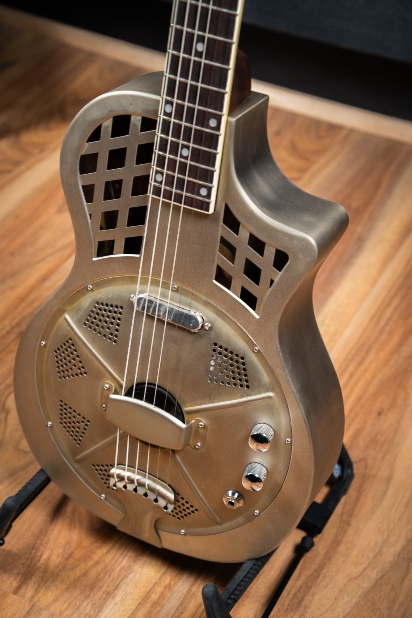 Bourbon Street BSR-LSA-1CA 'Louisiana' Single Cone Resonator w/Pickup + Case
