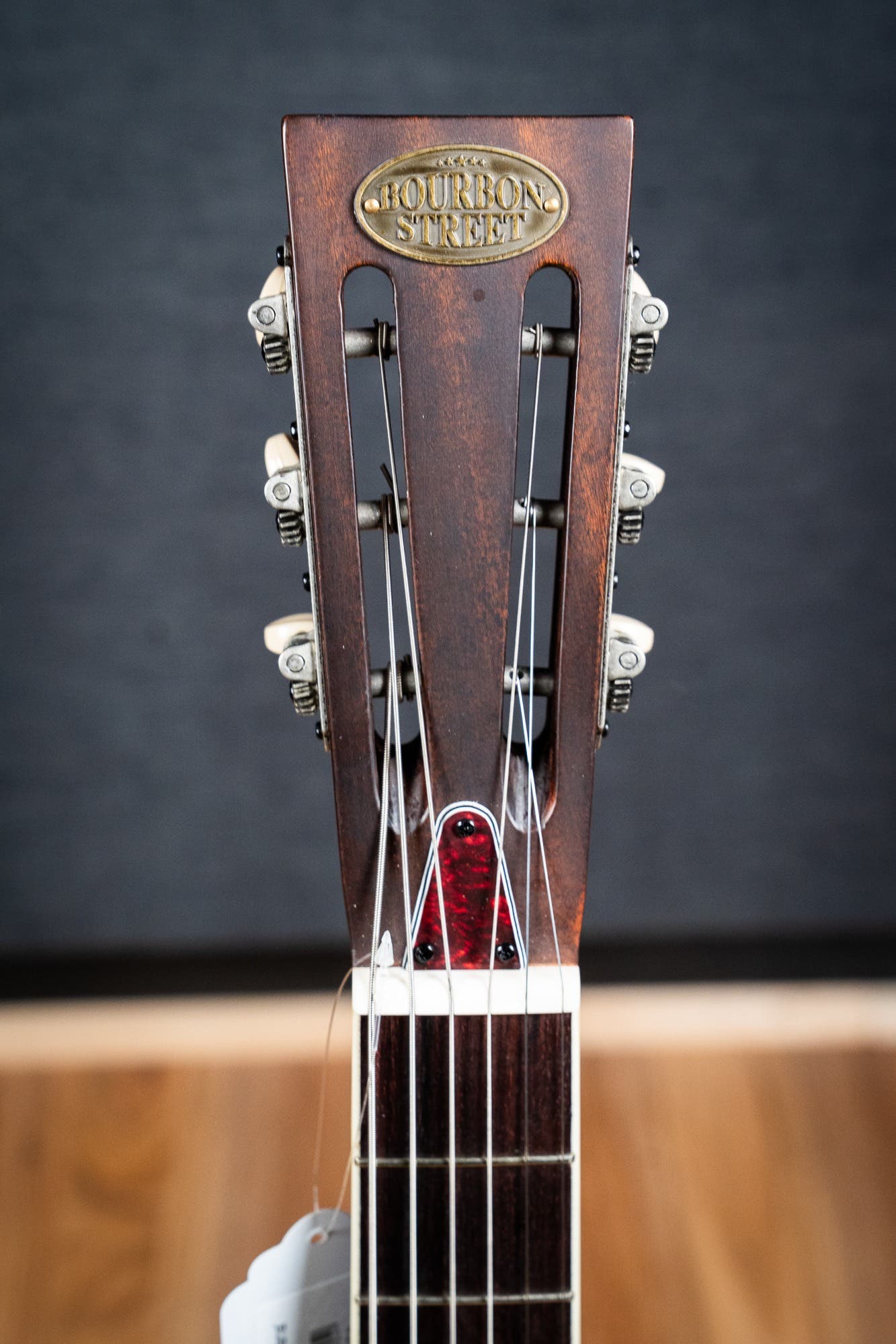 Bourbon Street BSR-LSA-1CA 'Louisiana' Single Cone Resonator w/Pickup + Case