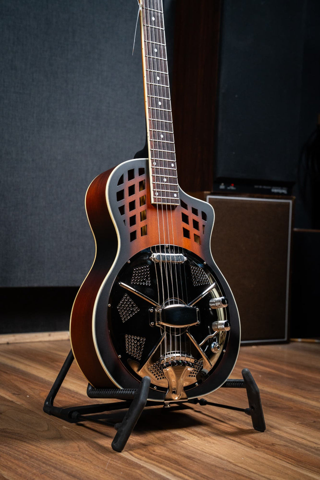 Bourbon Street BSR-LSA-MS-E 'Louisiana' Single Cone Resonator w/Pickup + Case