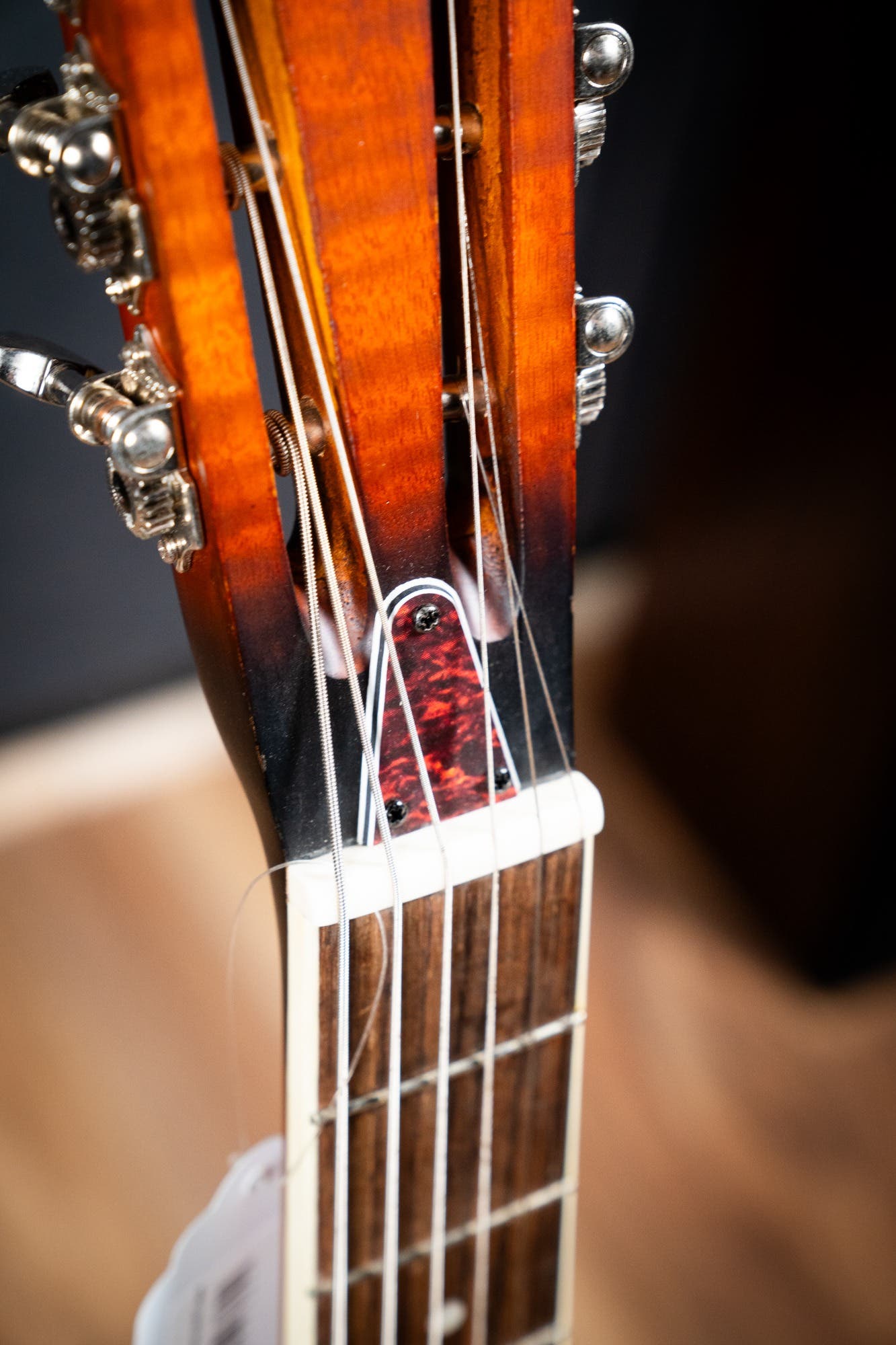 Bourbon Street Single Cone 12 Fret Resonator - Sunburst (BSR-1C12-W)