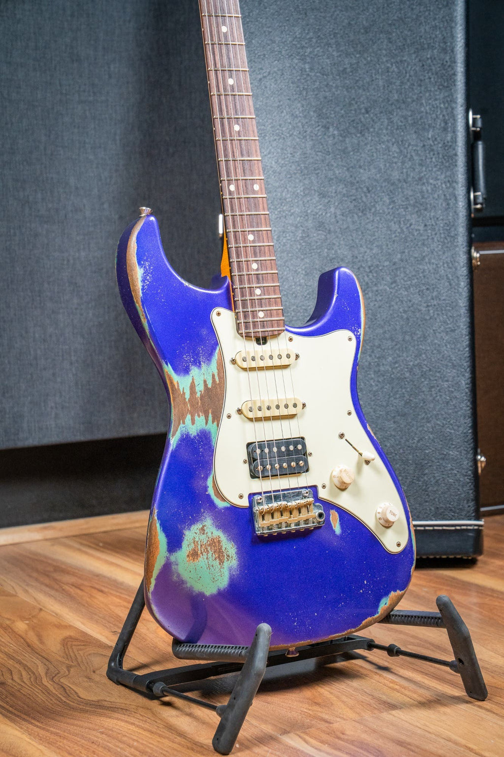 Friedman Vintage S HSS - Rosewood FB - Nitro Heavy Aged Purple Metallic Over Sage Green