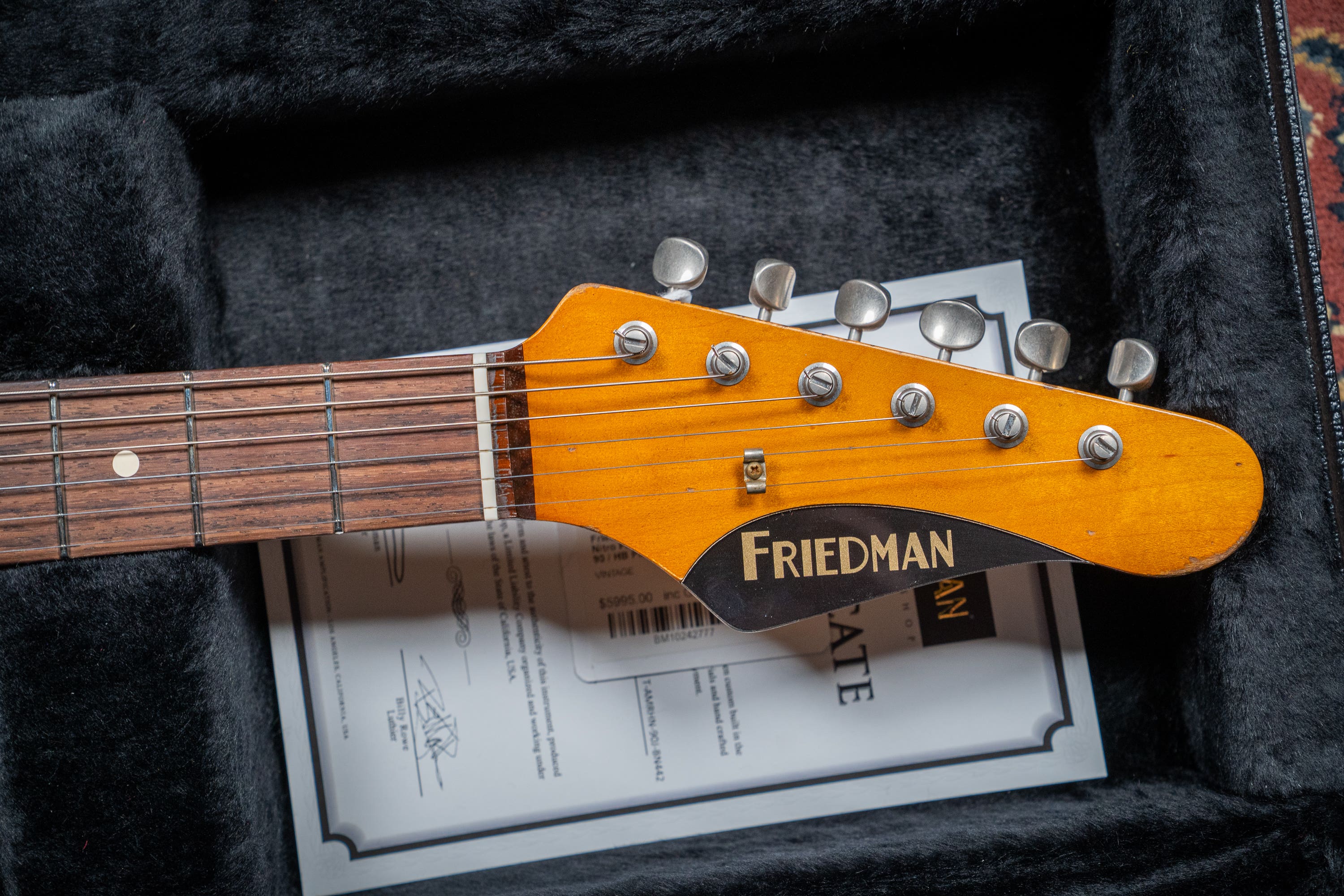 Friedman Vintage T - Rosewood FB - Nitro Fiesta Red Medium Aged (Classic 90 / HB Pickups)