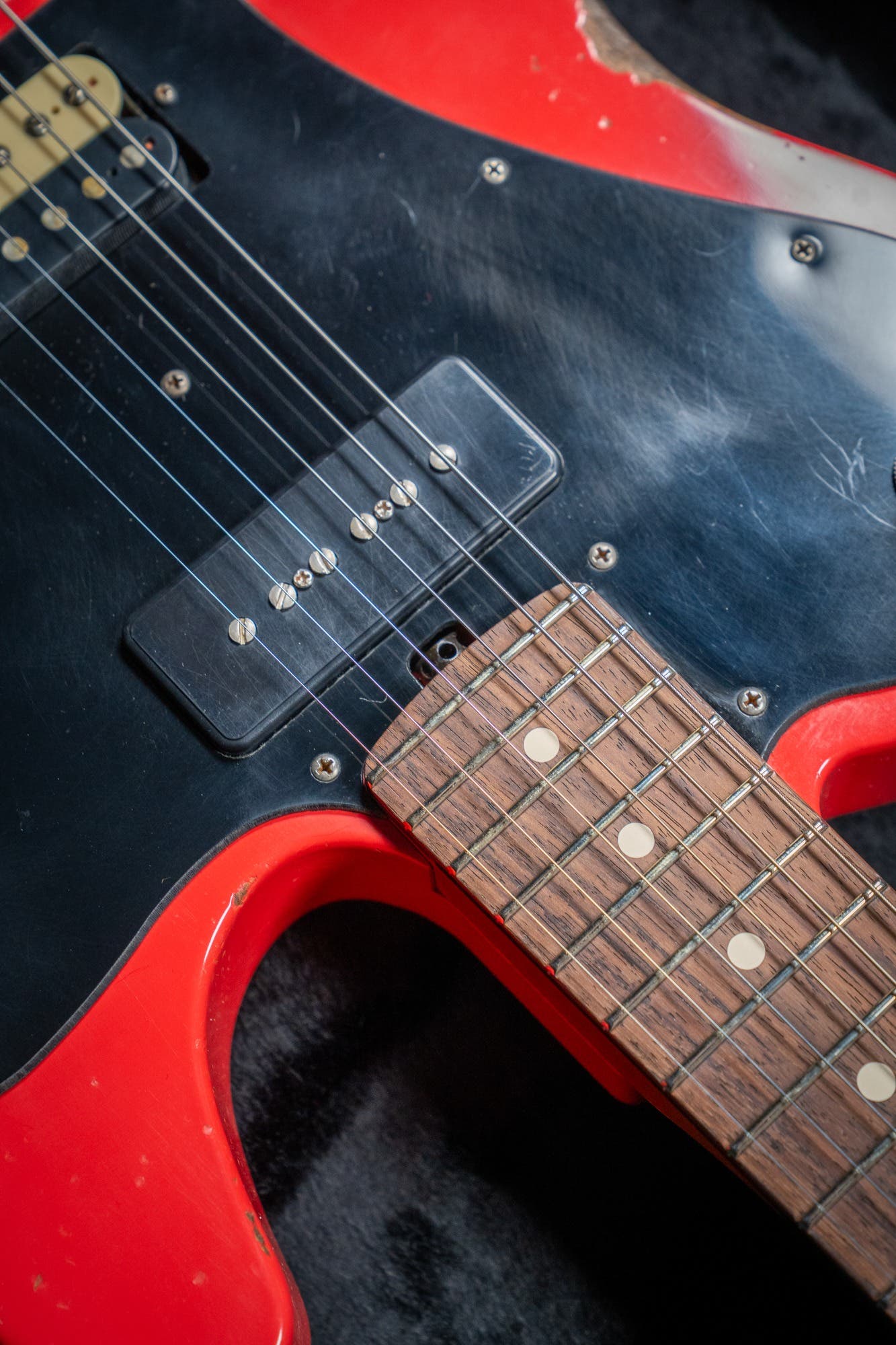 Friedman Vintage T - Rosewood FB - Nitro Fiesta Red Medium Aged (Classic 90 / HB Pickups)