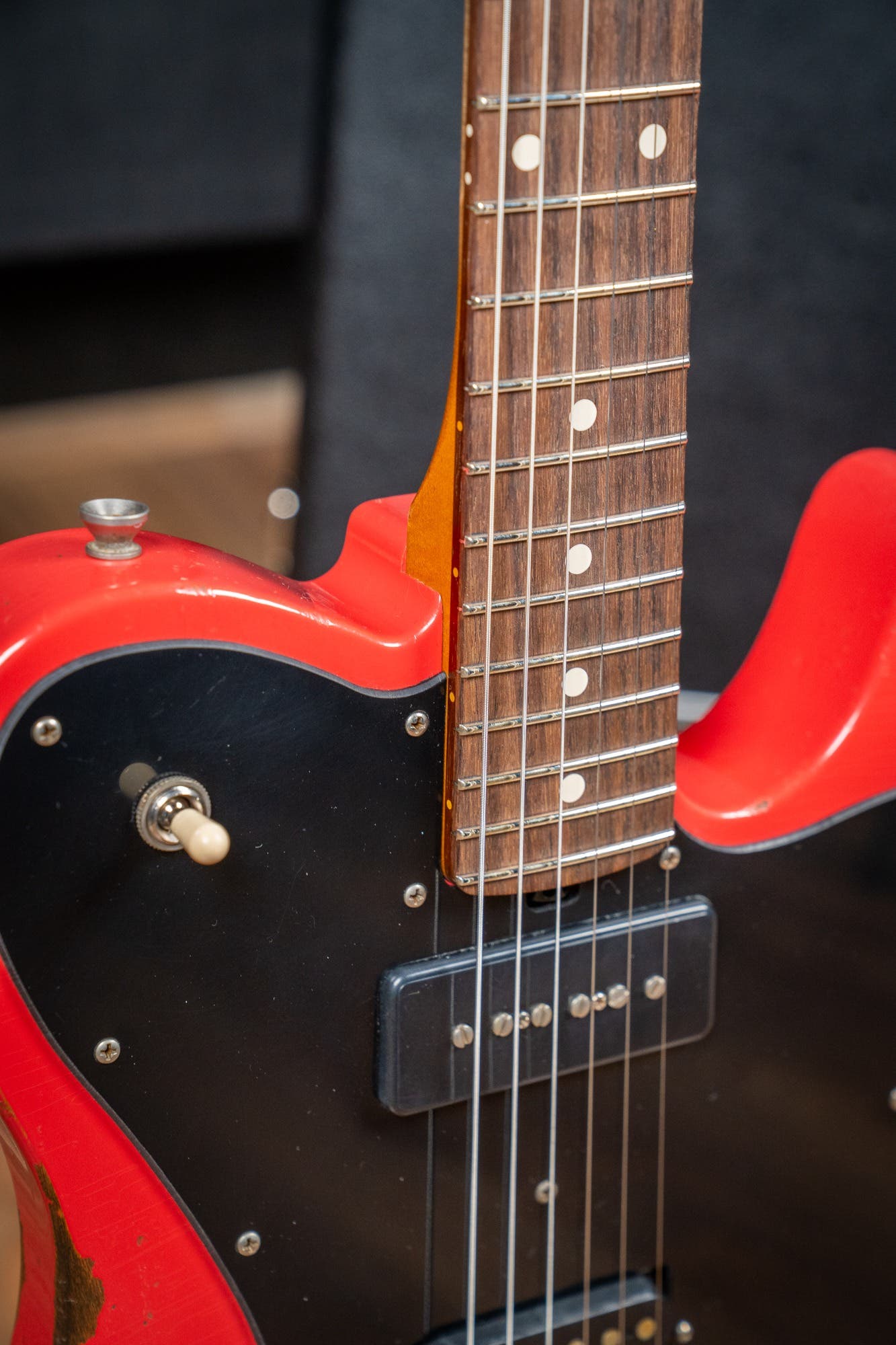 Friedman Vintage T - Rosewood FB - Nitro Fiesta Red Medium Aged (Classic 90 / HB Pickups)