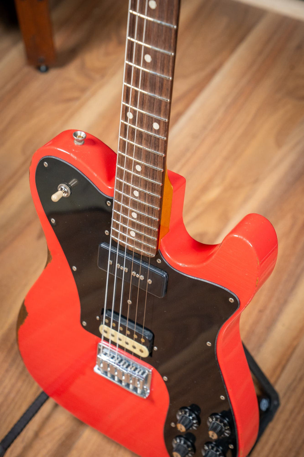 Friedman Vintage T - Rosewood FB - Nitro Fiesta Red Medium Aged (Classic 90 / HB Pickups)