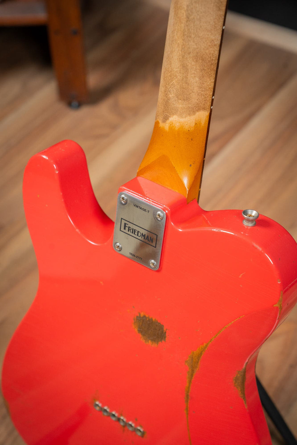 Friedman Vintage T - Rosewood FB - Nitro Fiesta Red Medium Aged (Classic 90 / HB Pickups)