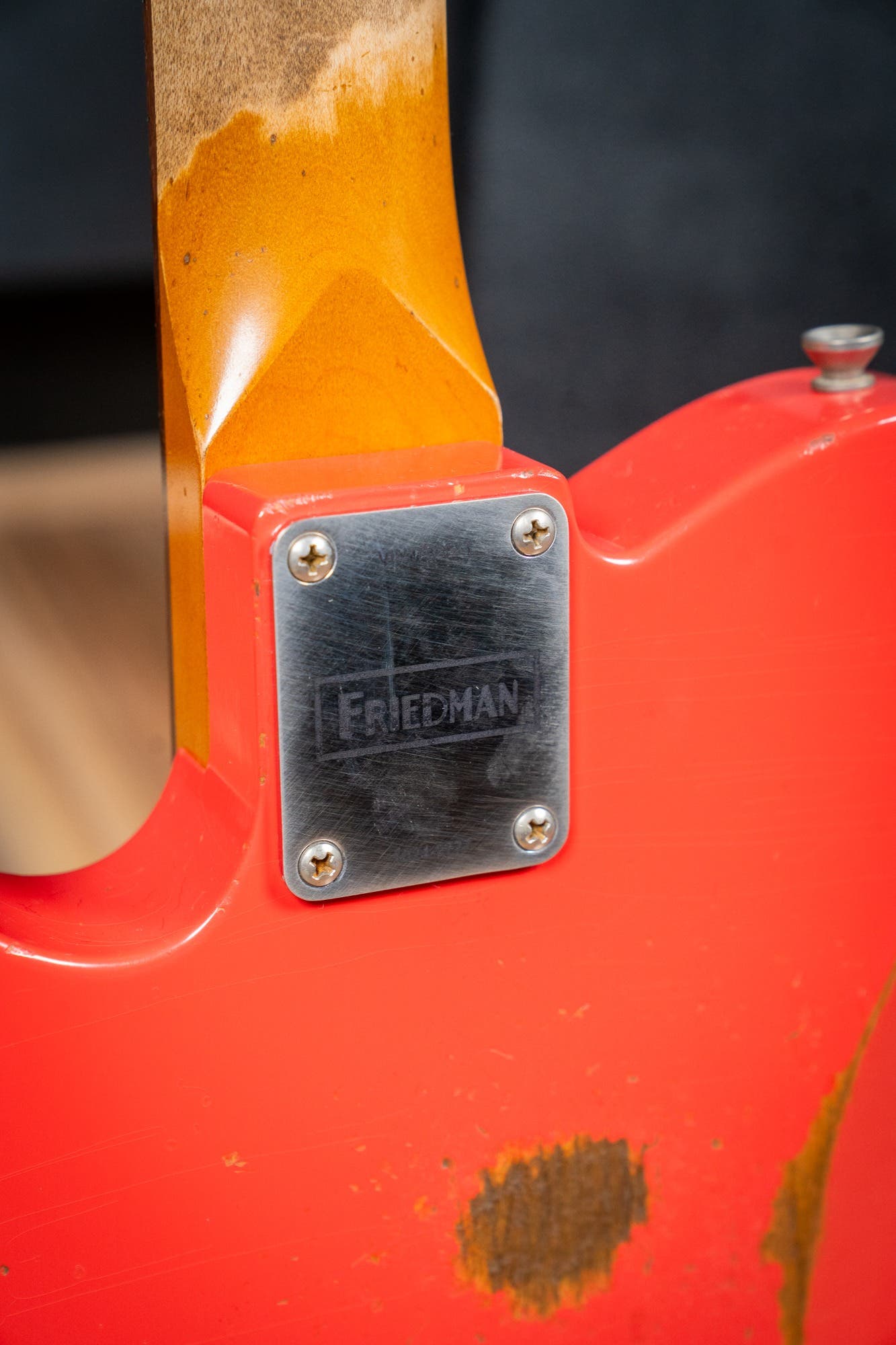 Friedman Vintage T - Rosewood FB - Nitro Fiesta Red Medium Aged (Classic 90 / HB Pickups)