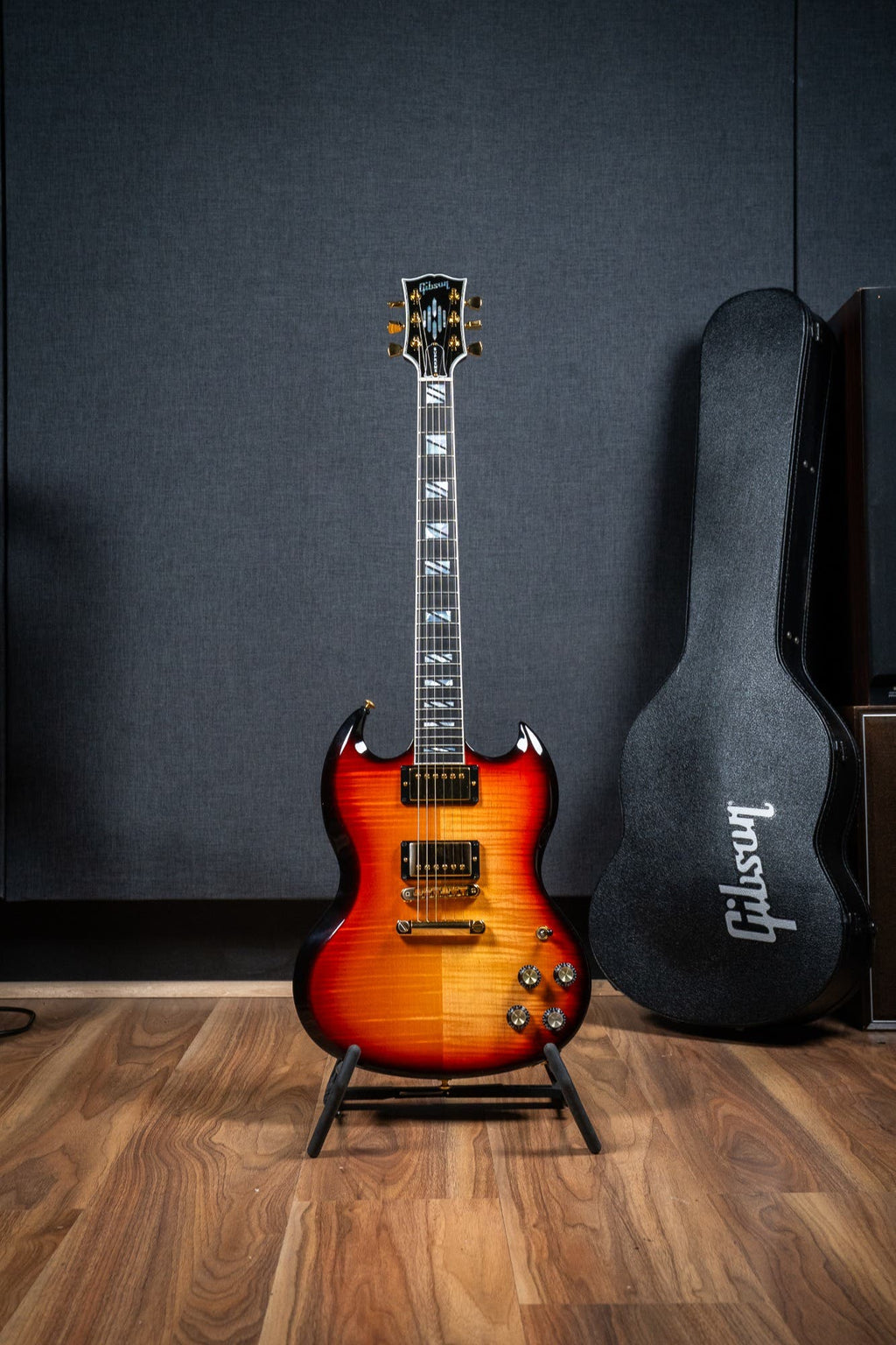 Gibson SG Supreme w/Case - Fireburst - Pre-Owned