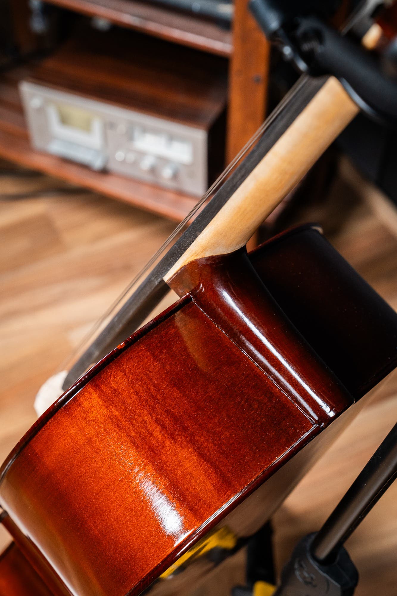 GLIGA ST. ROMANI II 4/4 CELLO OUTFIT - ANTIQUE OIL FULLY SETUP W/CLARENDON GOLD STRINGS
