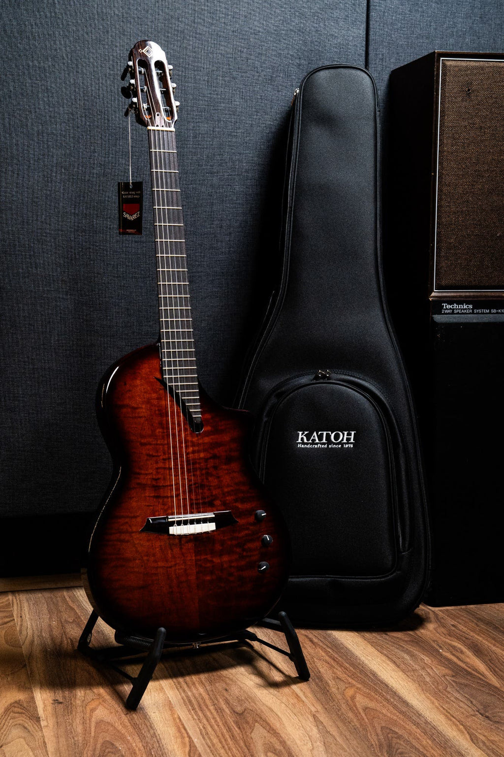 Katoh Hispania Chambered Solidbody Nylon String Guitar w/Bag - Cognac