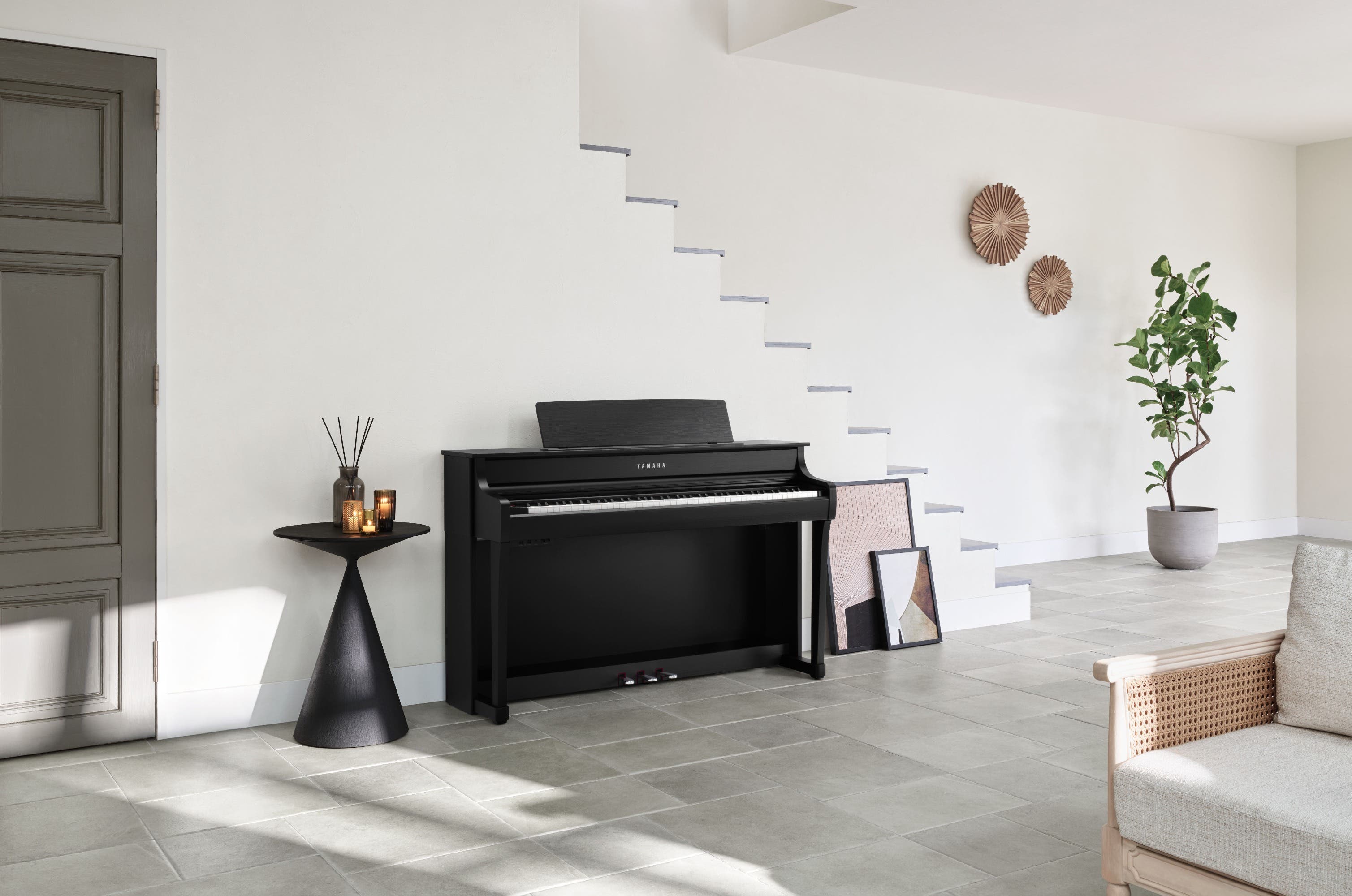 Yamaha CLP845B Clavinova Digital Piano - Black Finish