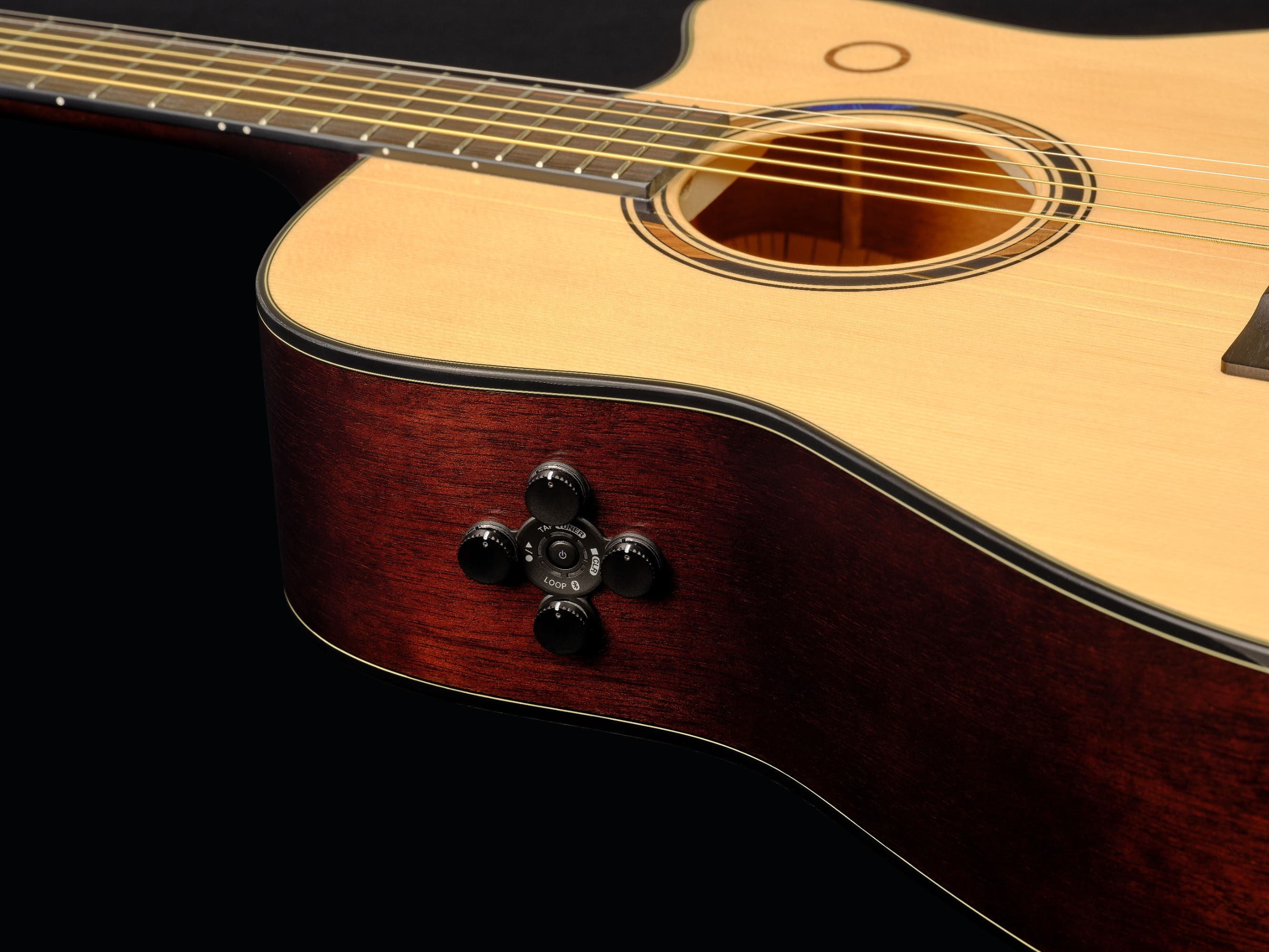Yamaha TransAcoustic TAG3 C Acoustic Guitar w/Effects - Natural
