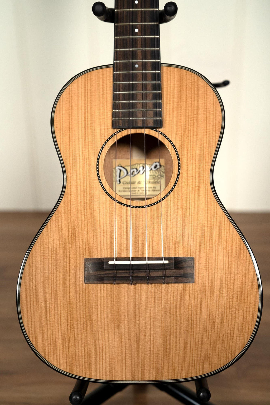 Pono MTD-CR Tenor Deluxe Ukulele - Mahogany w/Cedar Top (PONO-MTD-CR)