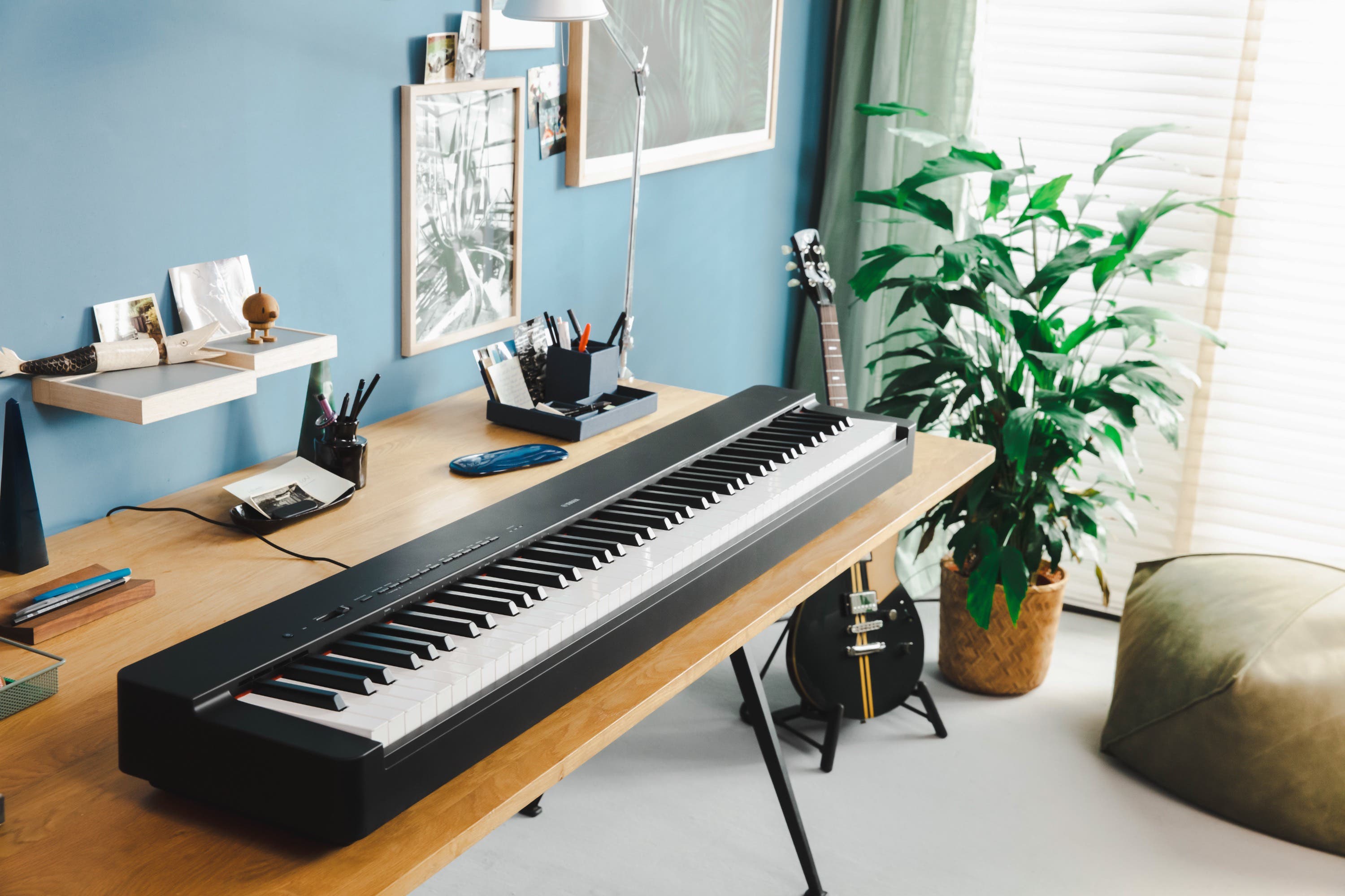 Yamaha P-225B Digital Piano - Black (P225B)