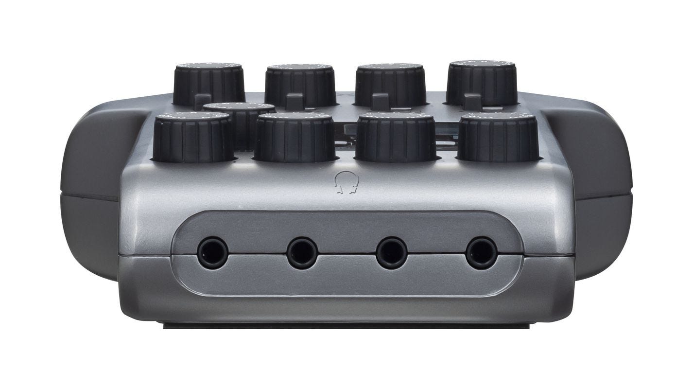 Zoom Podtrak P4 Compact Podcast Recorder