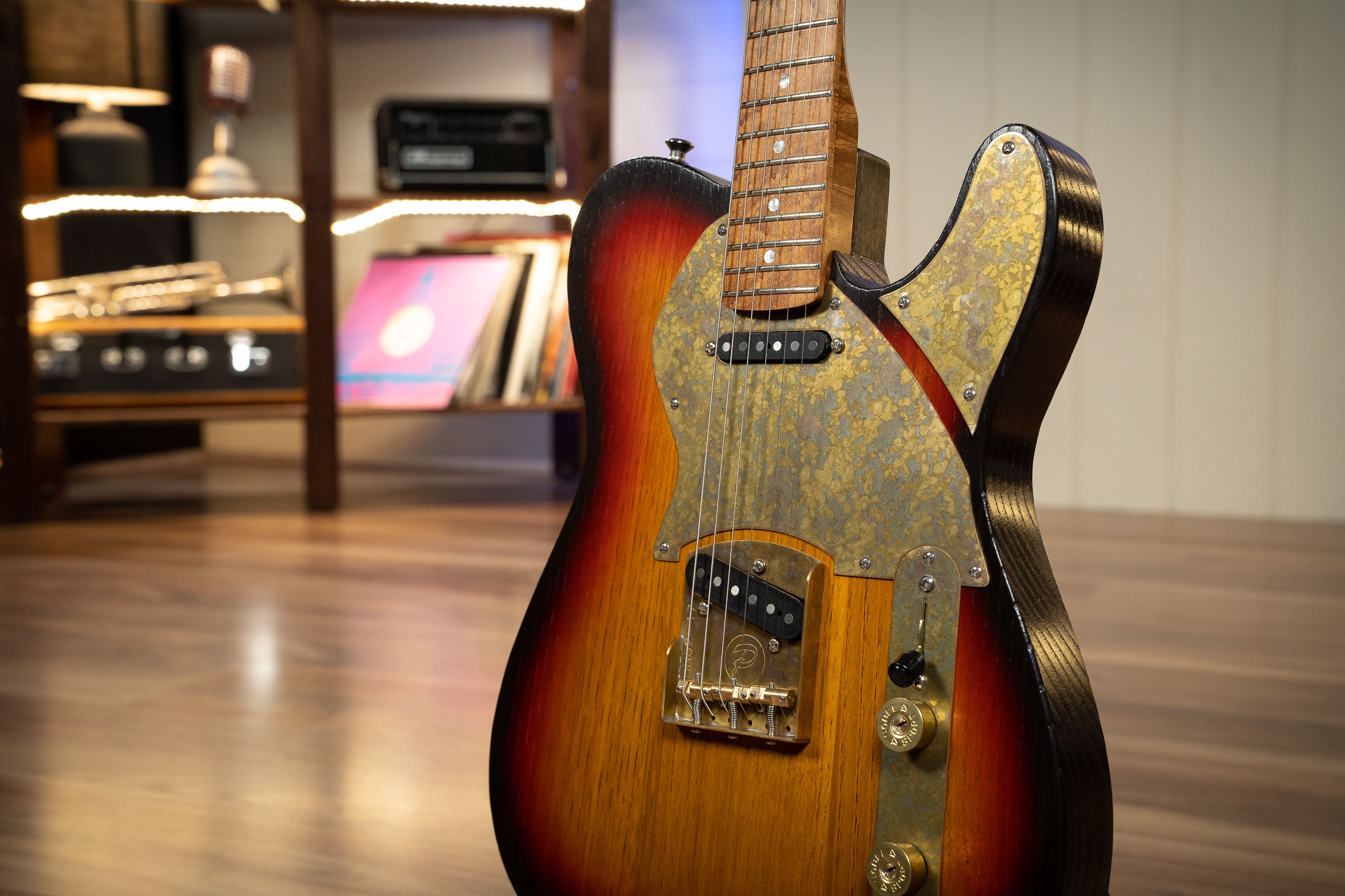 Paoletti Loft Series Nancy SS - 3-Colour Sunburst (Custom non-Relic)
