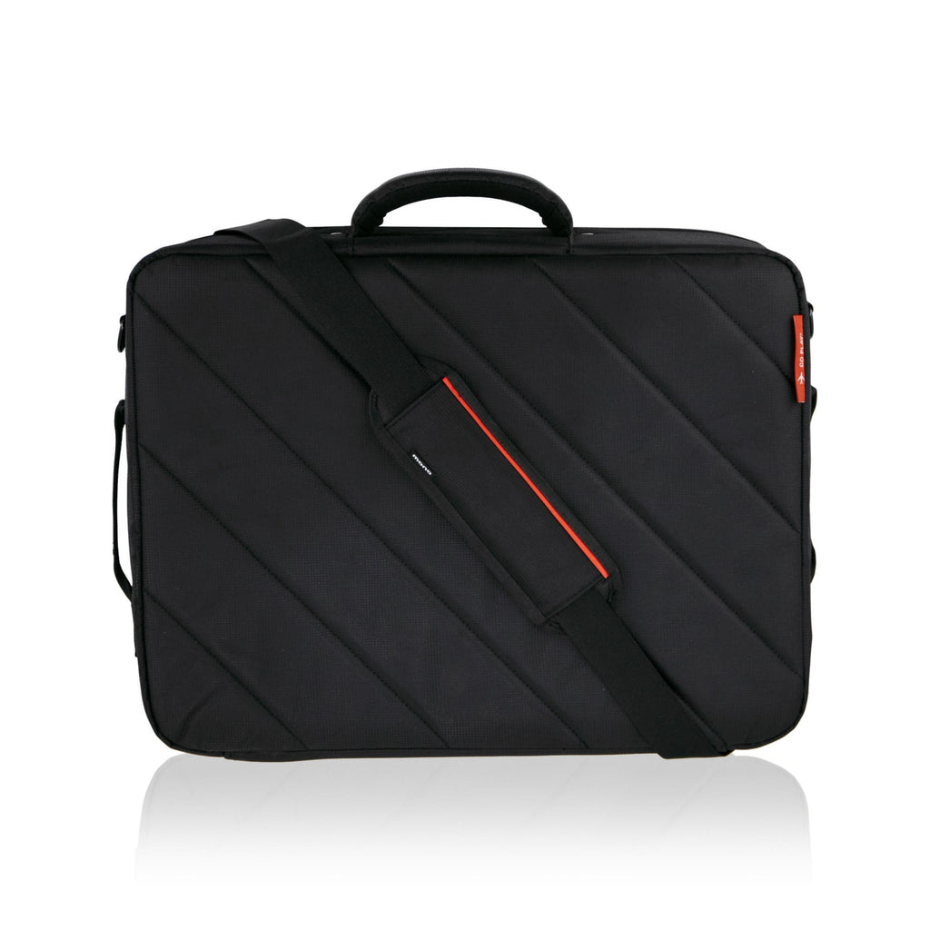 Mono Pedalboard Rail SMALL - Black + Stealth Club Accessory Case