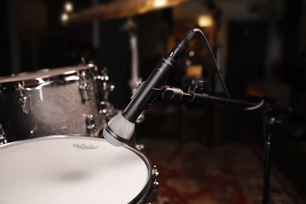 BeyerDynamic M 88 Hypercardioid Dynamic Microphone