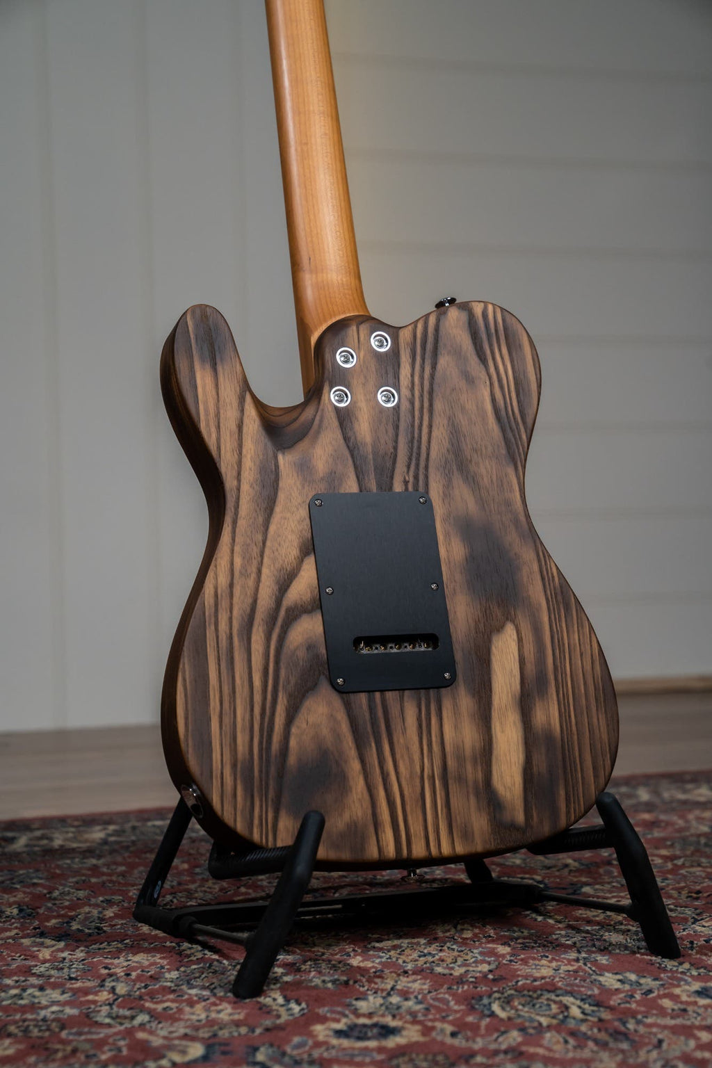 Suhr Andy Wood Signature Modern T HH - Whiskey Barrel (510 Tremolo)