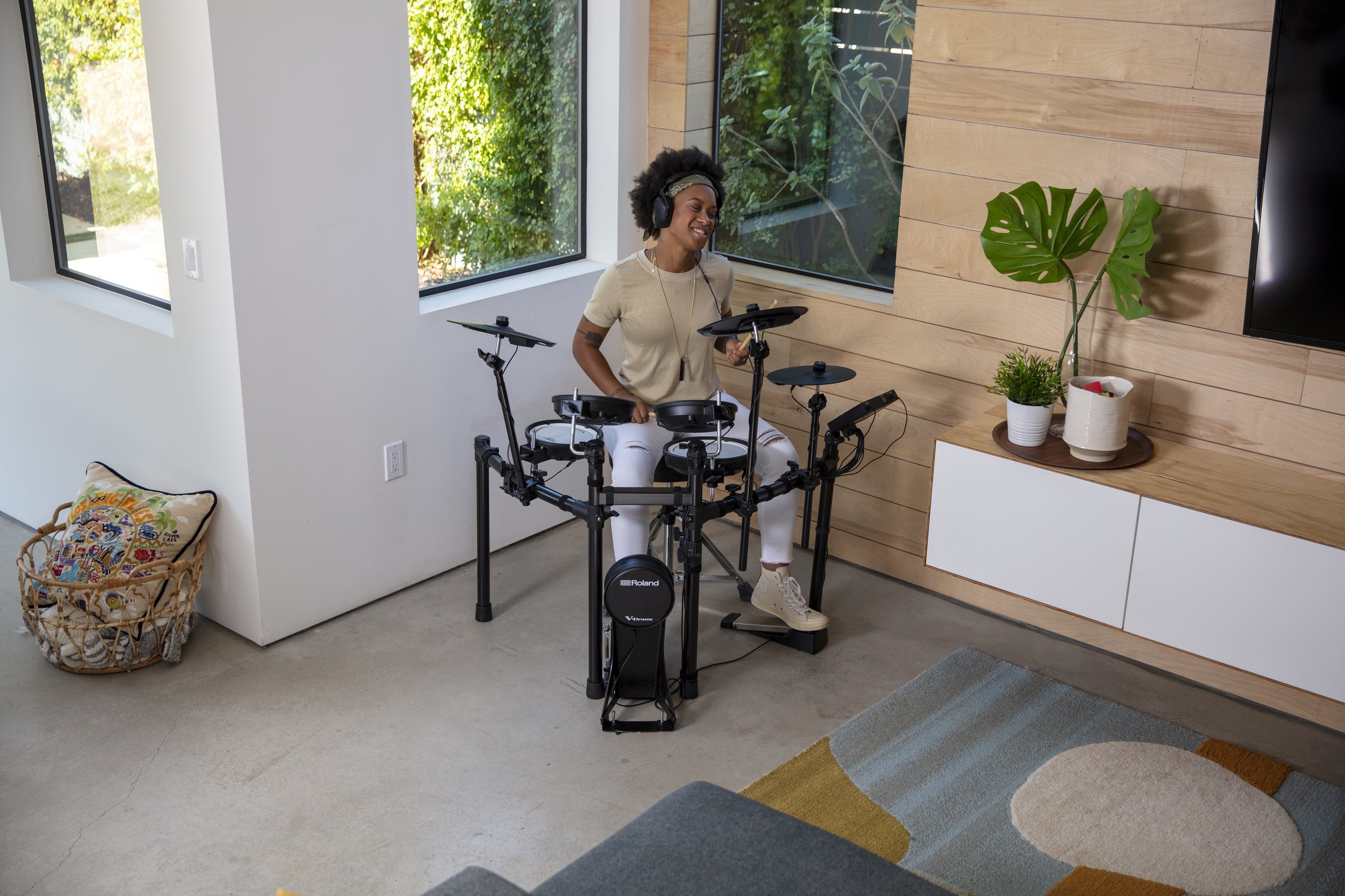Roland TD07KV V-Drum Electronic Drum Kit w/Bluetooth